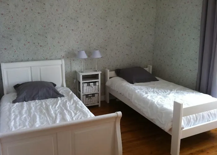 Holiday home Petite Escale Vivonnoise *